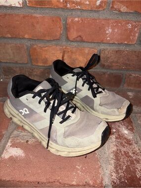 On Running Women's Athletic Sneakers Size 7.5